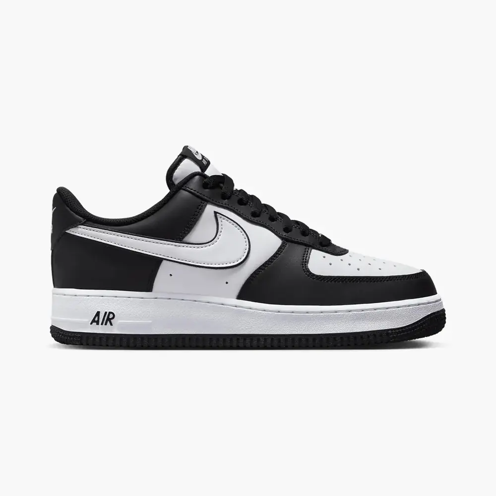 Nike Air Force 1 '07 Panda